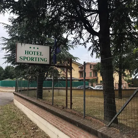 Sporting 3*